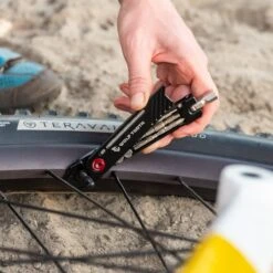 Wolf-tooth Wolf Tooth 8-Bit Pack Pliers Multi-Tool (17 Functions) Black 13 Wolf-tooth Wolf Tooth 8-Bit Pack Pliers Multi-Tool (17 Functions) Black -black-bearing Store 20296396092693a4274c0.65945846