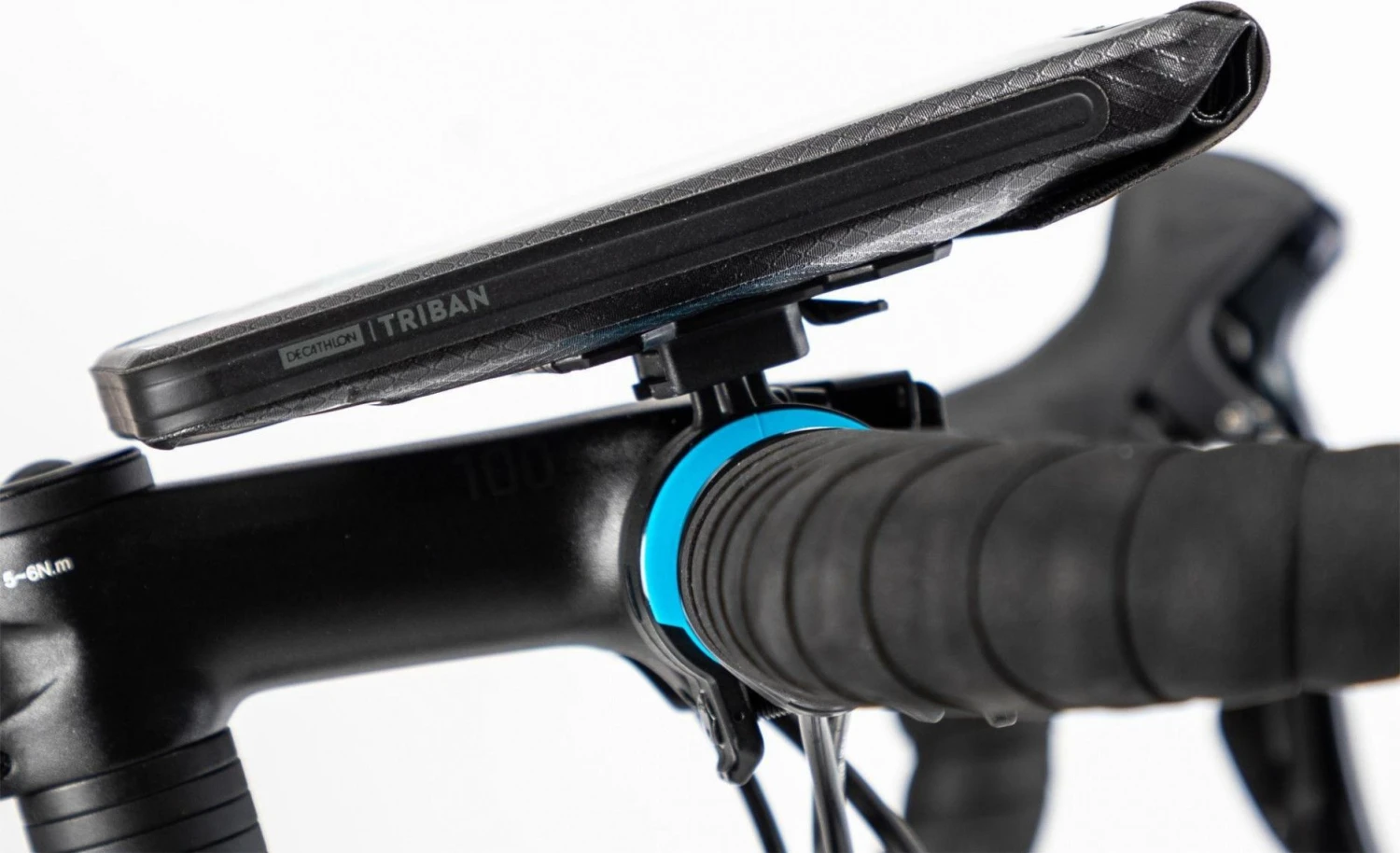 Triban Waterproof Bike Smartphone Holder 900 L 5 Triban Waterproof Bike Smartphone Holder 900 L - Image 3